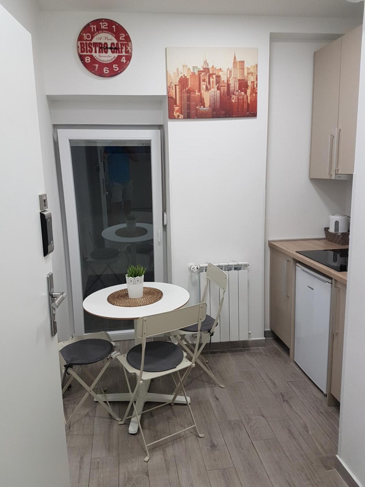 Apartments Lucky Place Zagreb Exterior photo