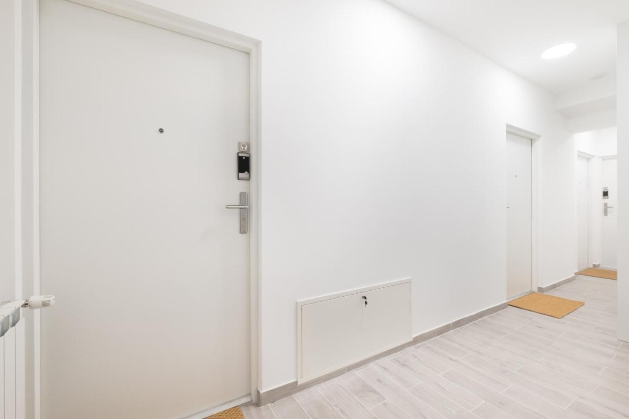 Apartments Lucky Place Zagreb Exterior photo